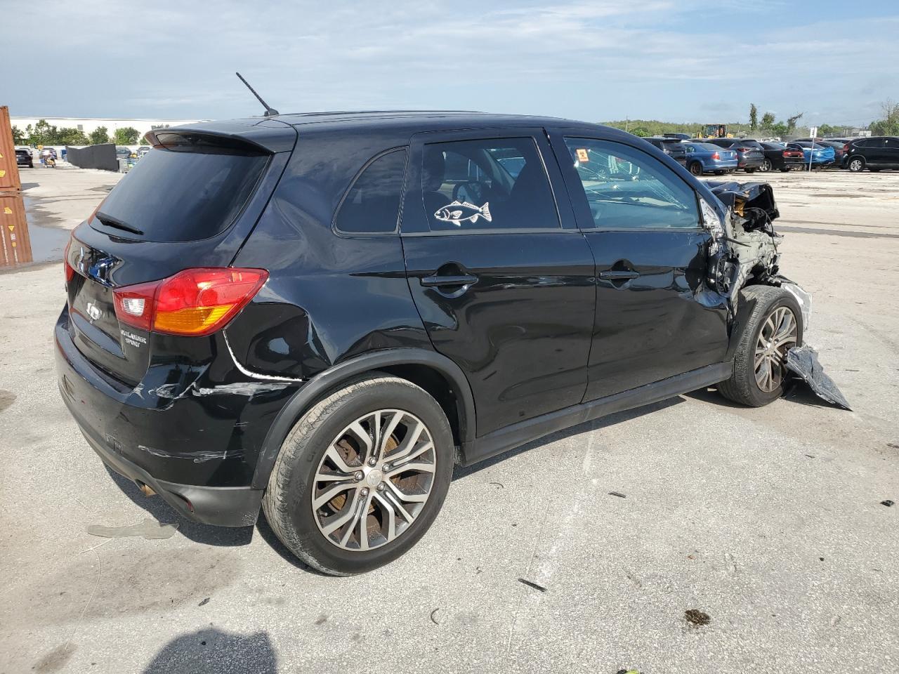 2016 Mitsubishi Outlander Sport Es - Фото 3