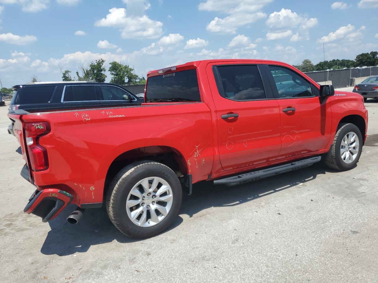 2021 Chevrolet Silverado C1500 Custom - Фото 3