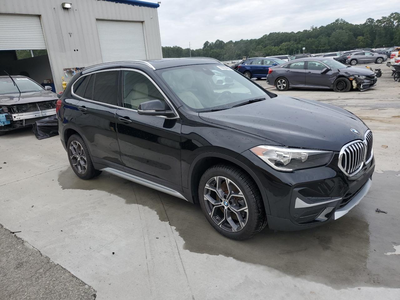 2021 BMW X1 xDrive28I - Фото 4