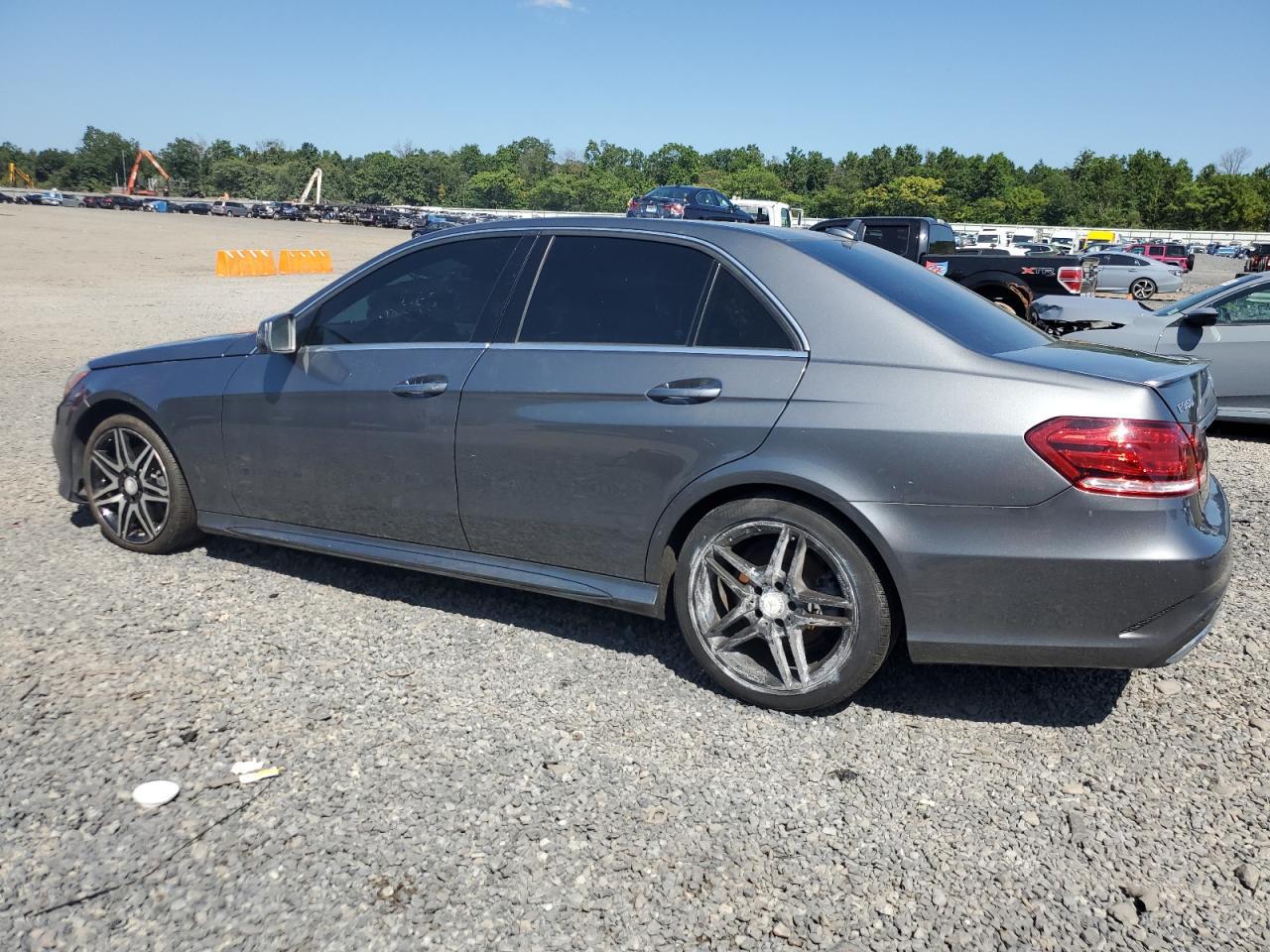 2016 Mercedes-Benz E 350 4Matic - Image 2