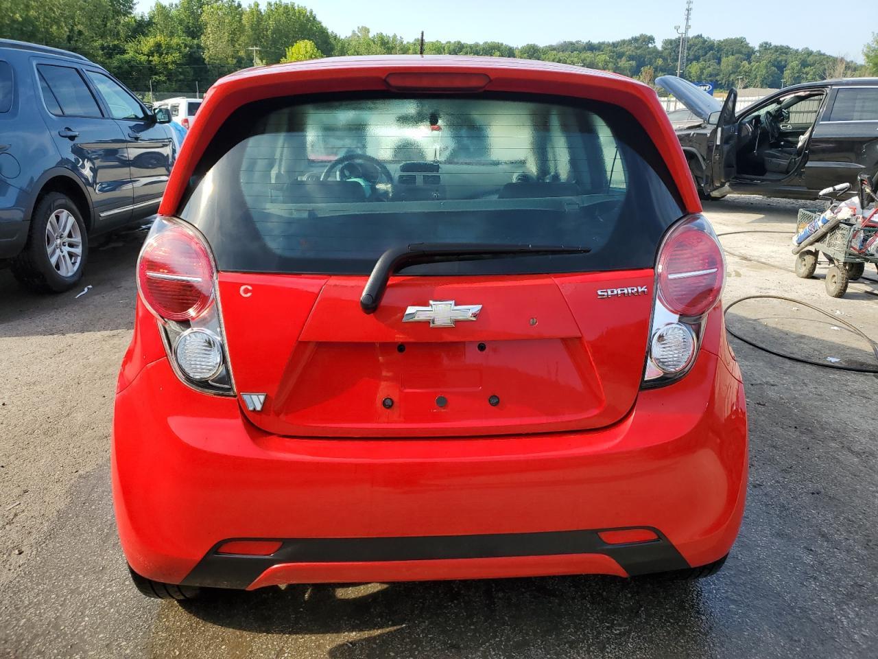 2014 Chevrolet Spark Ls - Image 6