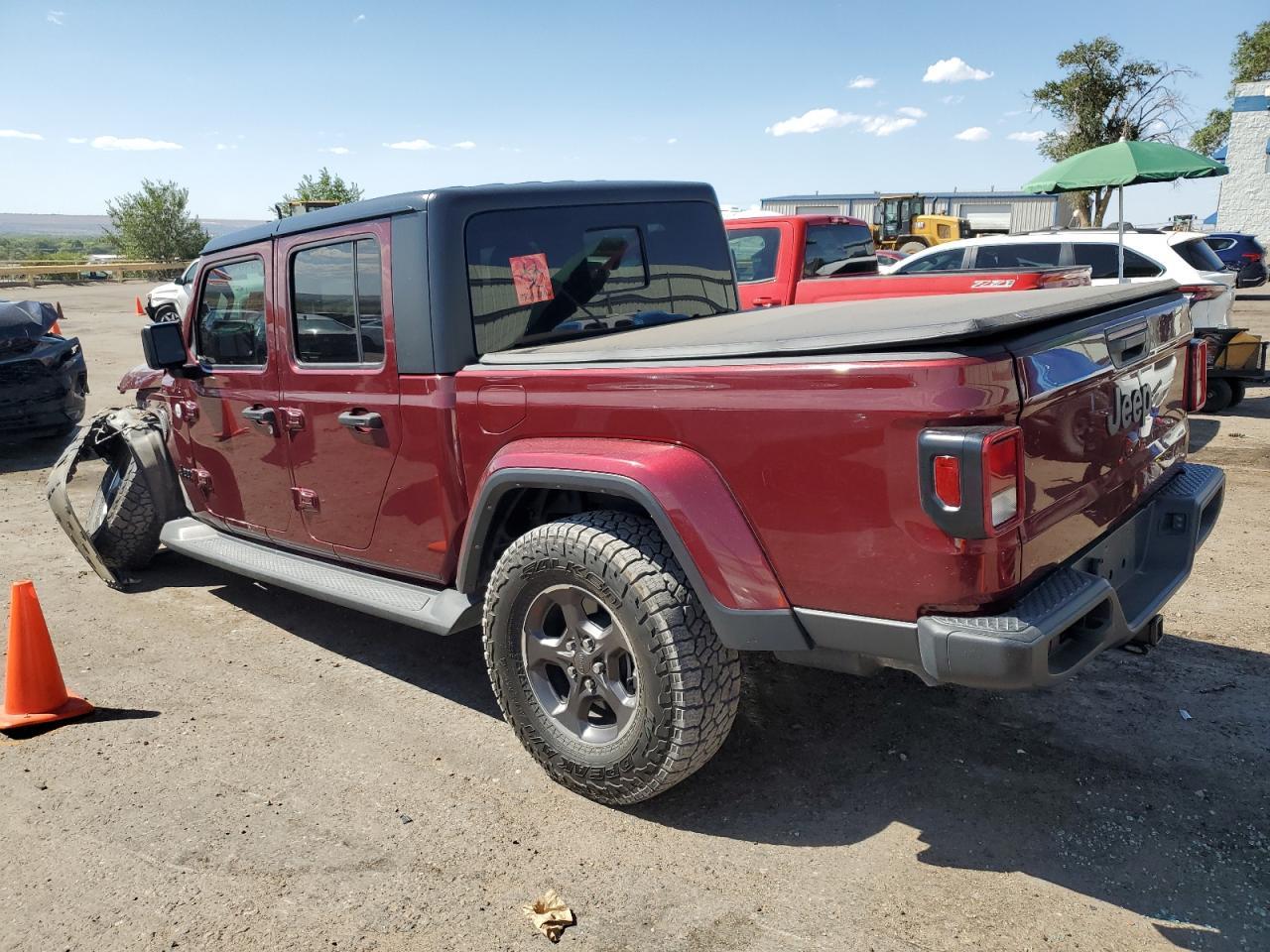 2021 Jeep Gladiator Sport - Фото 2