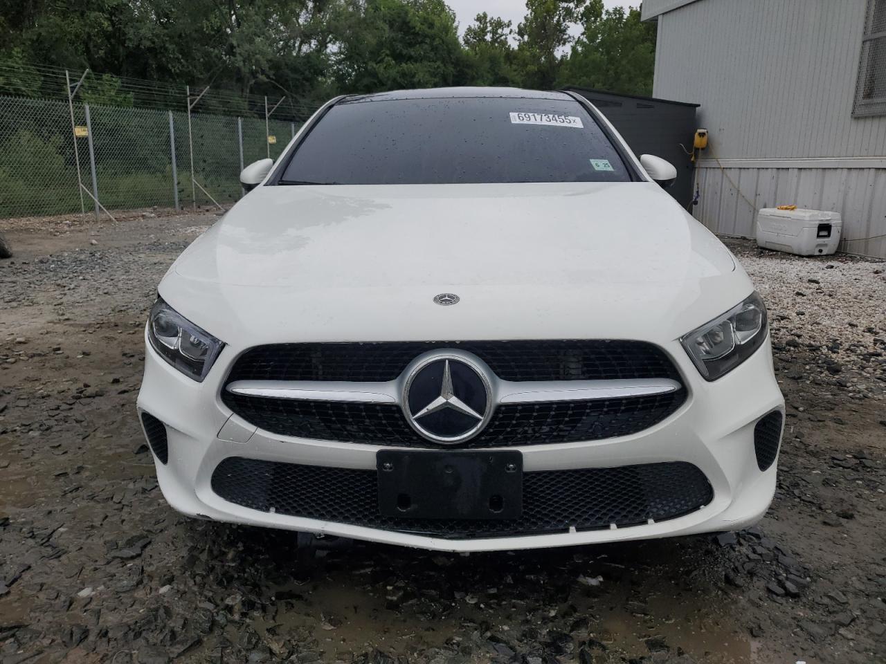 2020 Mercedes-Benz A 220 4Matic - Image 5