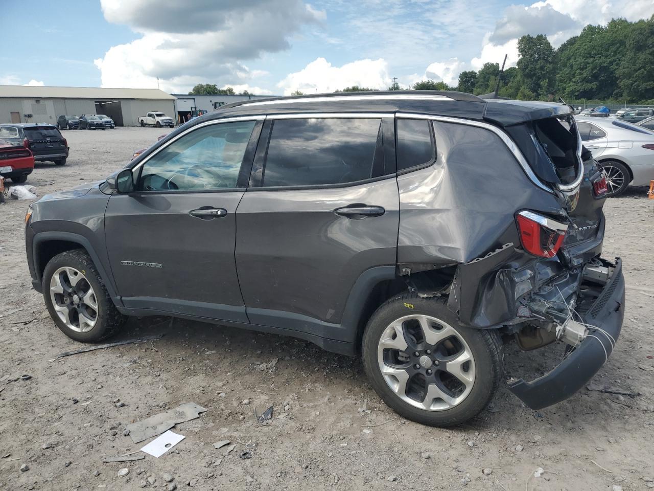 2018 Jeep Compass Limited - Фото 2