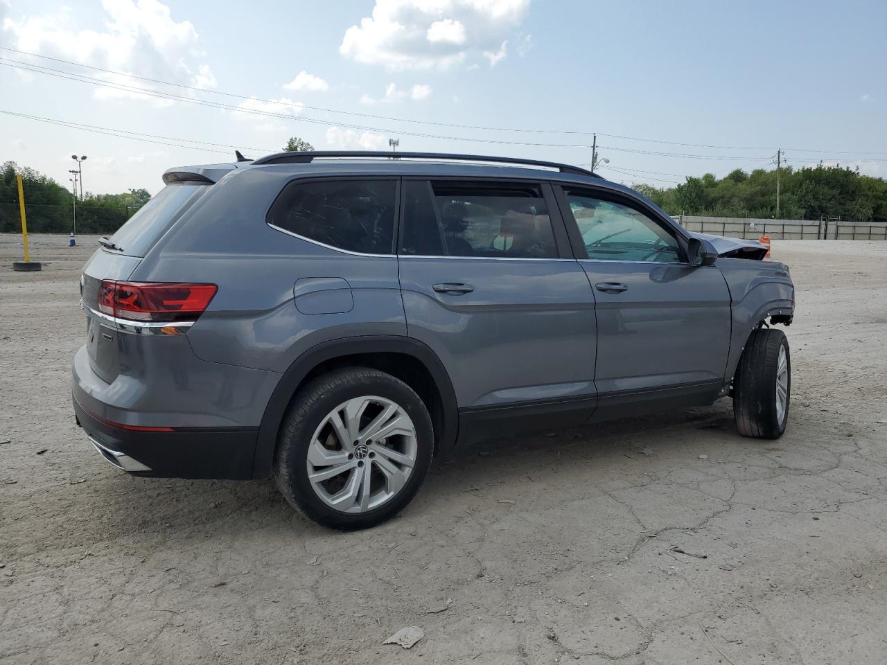 2022 Volkswagen Atlas Se - Image 3