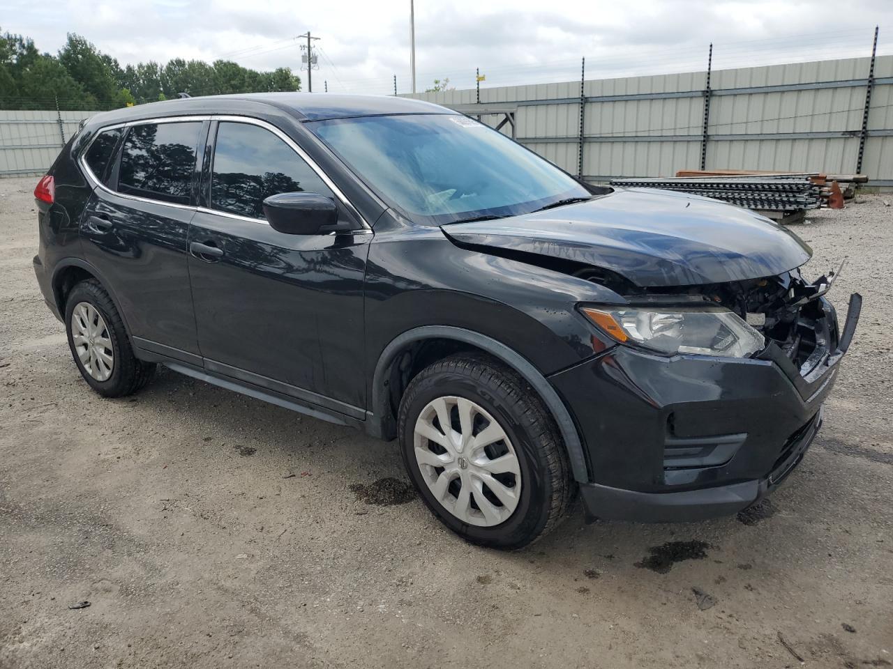 2017 Nissan Rogue S - Фото 4