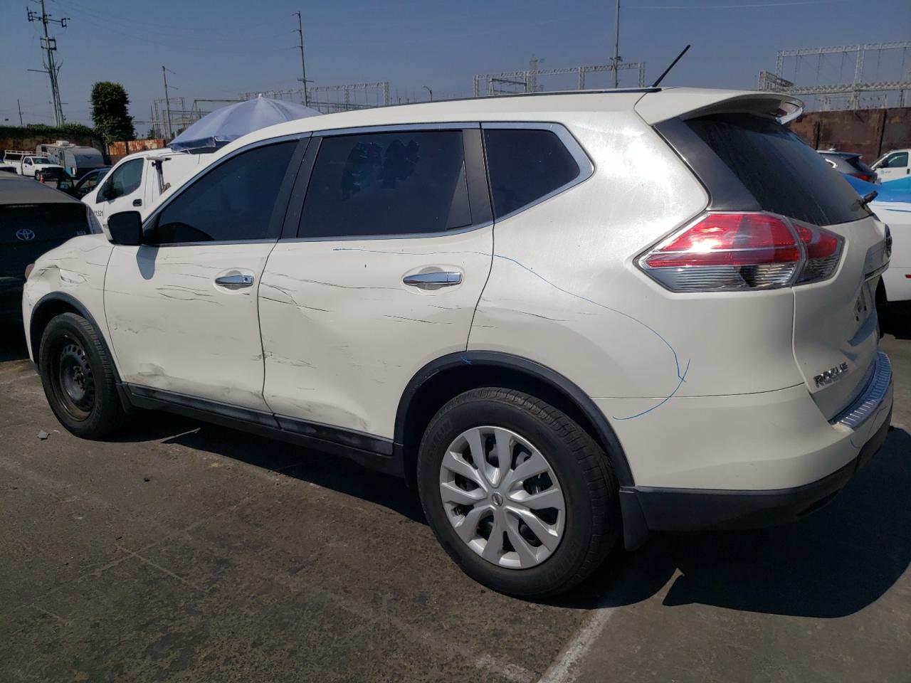 2015 Niss Rogue S - Фото 2