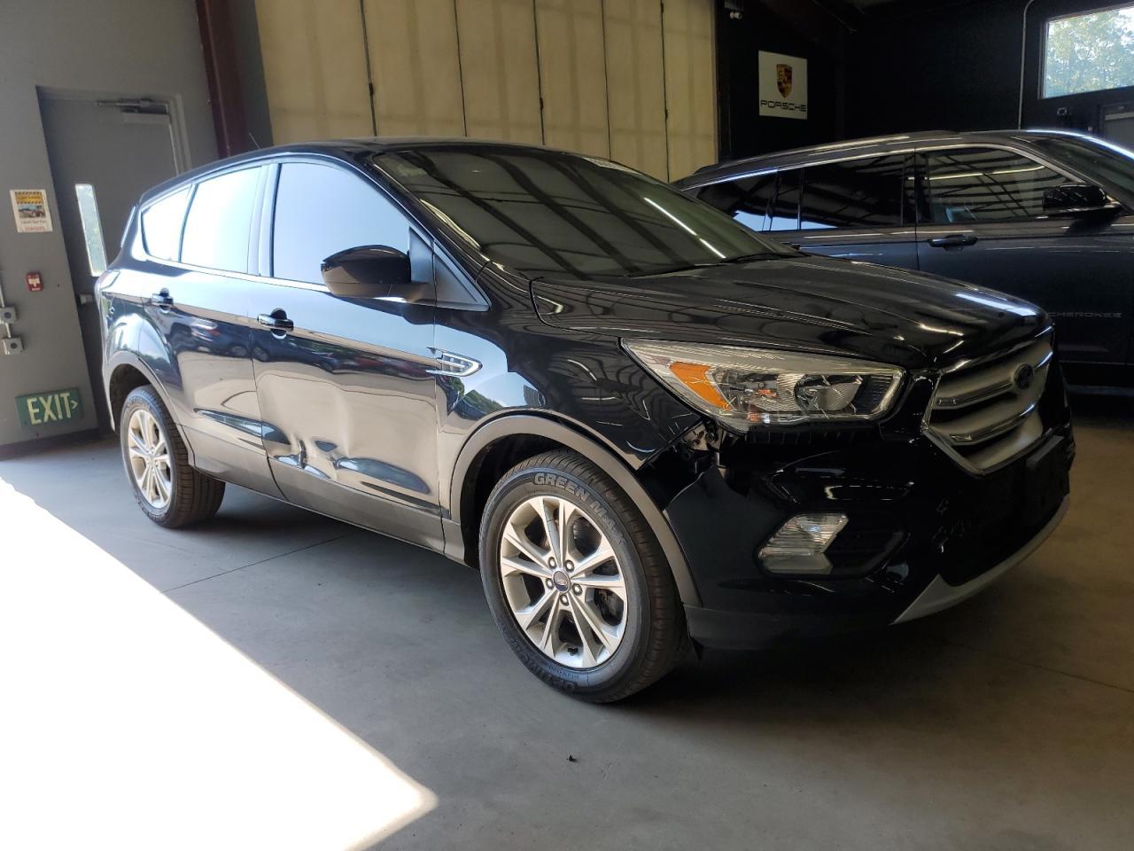 2017 Ford Escape Se - Фото 4