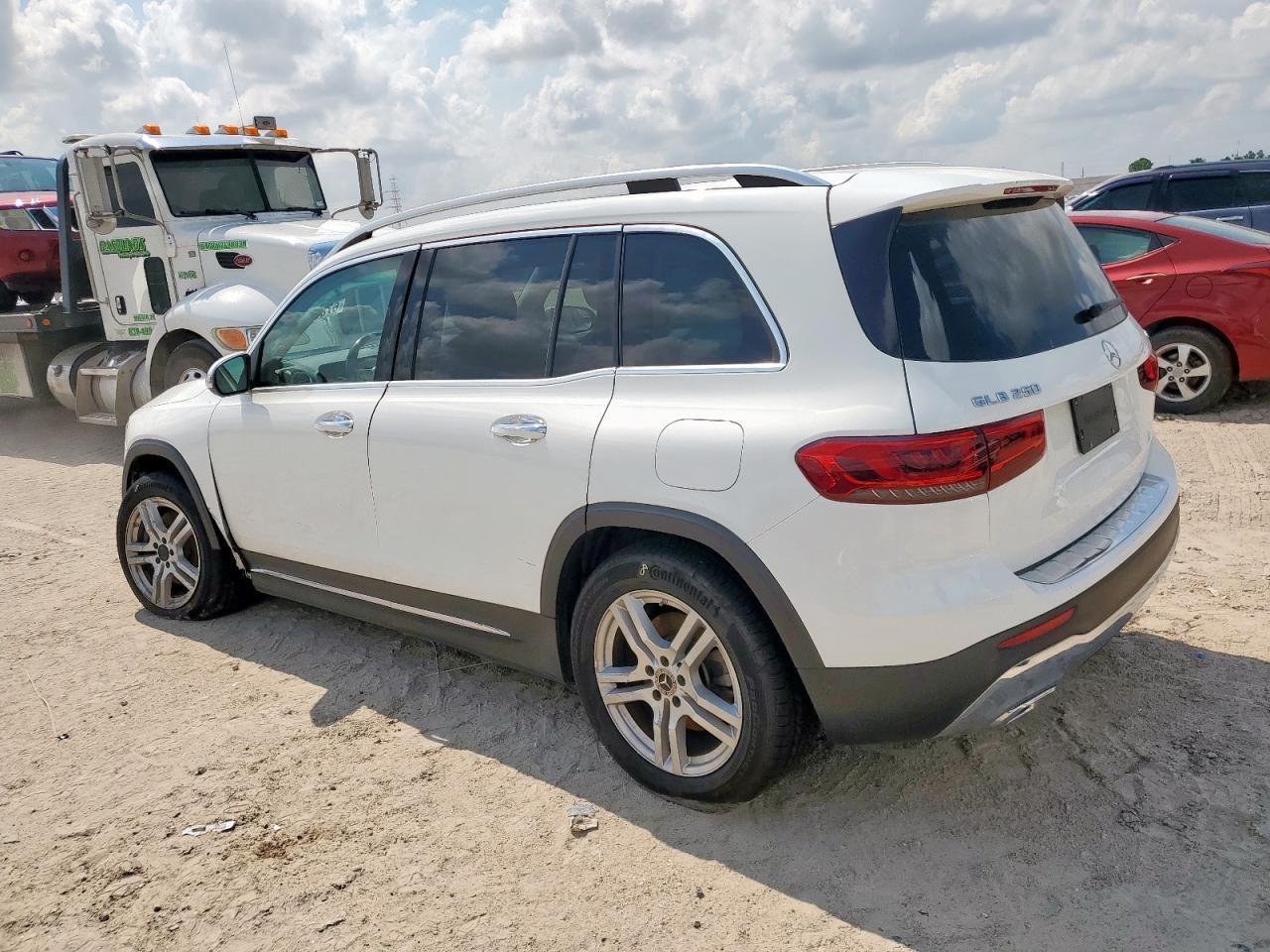 2020 Mercedes-Benz Glb 250 4Matic - Фото 2