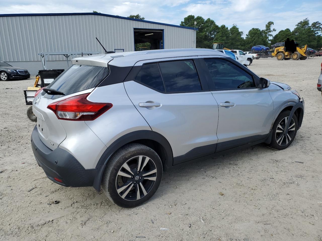 2020 Nissan Kicks Sv - Фото 3