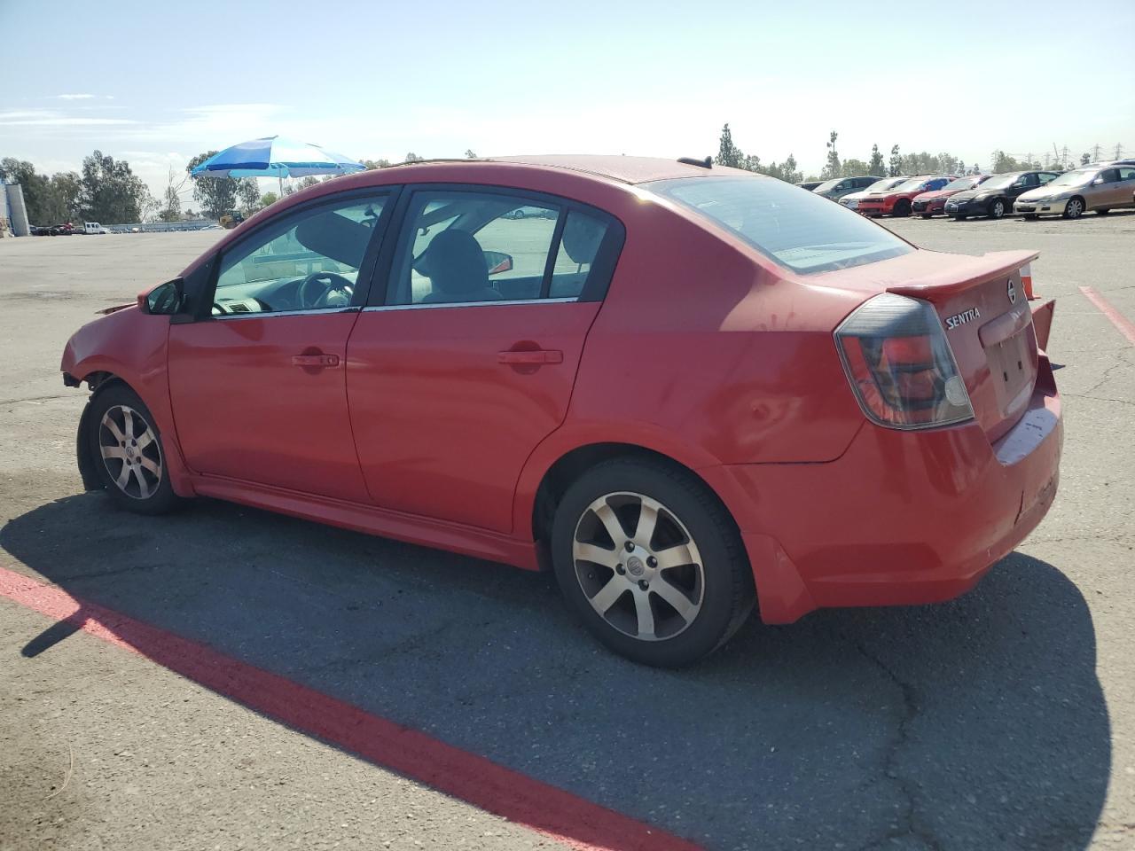 2012 Nissan Sentra 2.0 - Фото 2