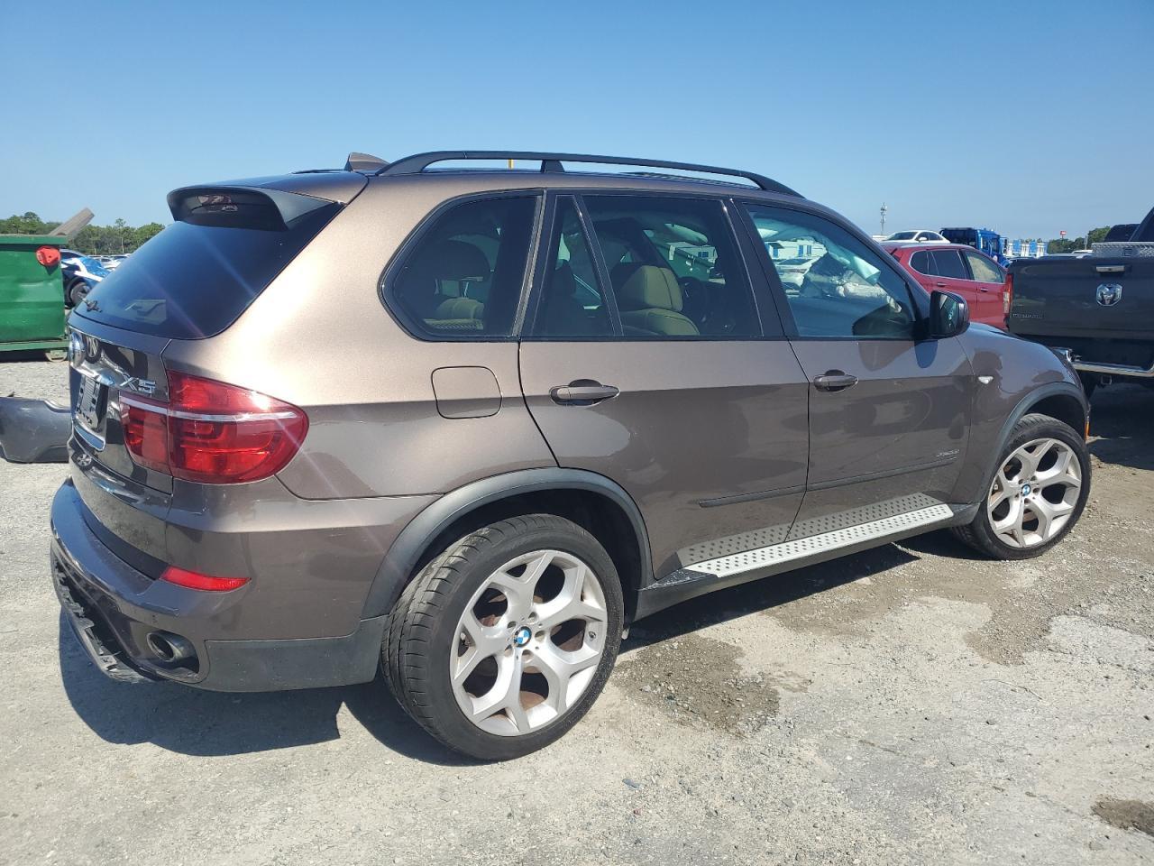 2013 BMW X5 xDrive35I - Фото 3