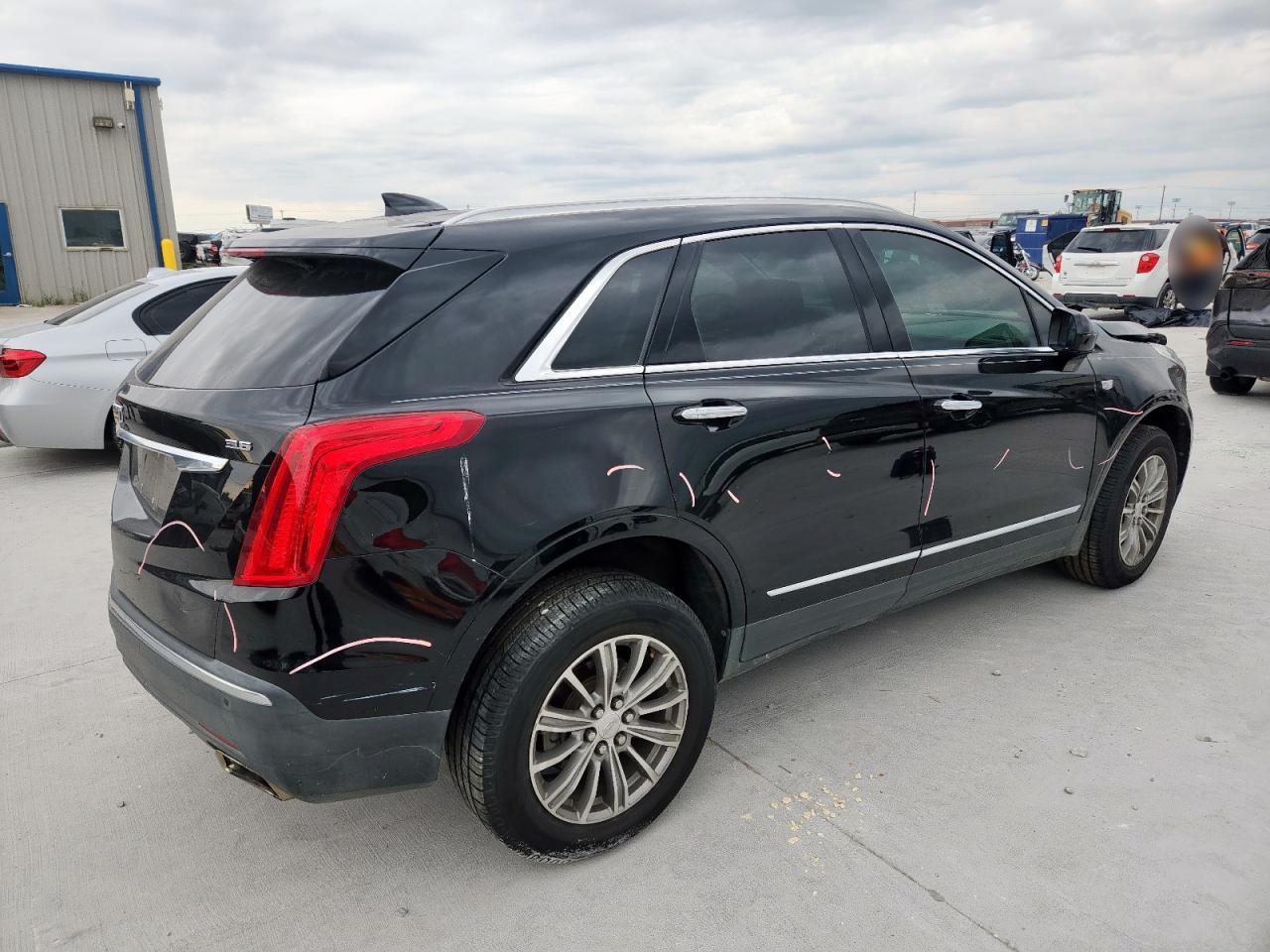 2017 Cadillac Xt5 Luxury - Фото 3
