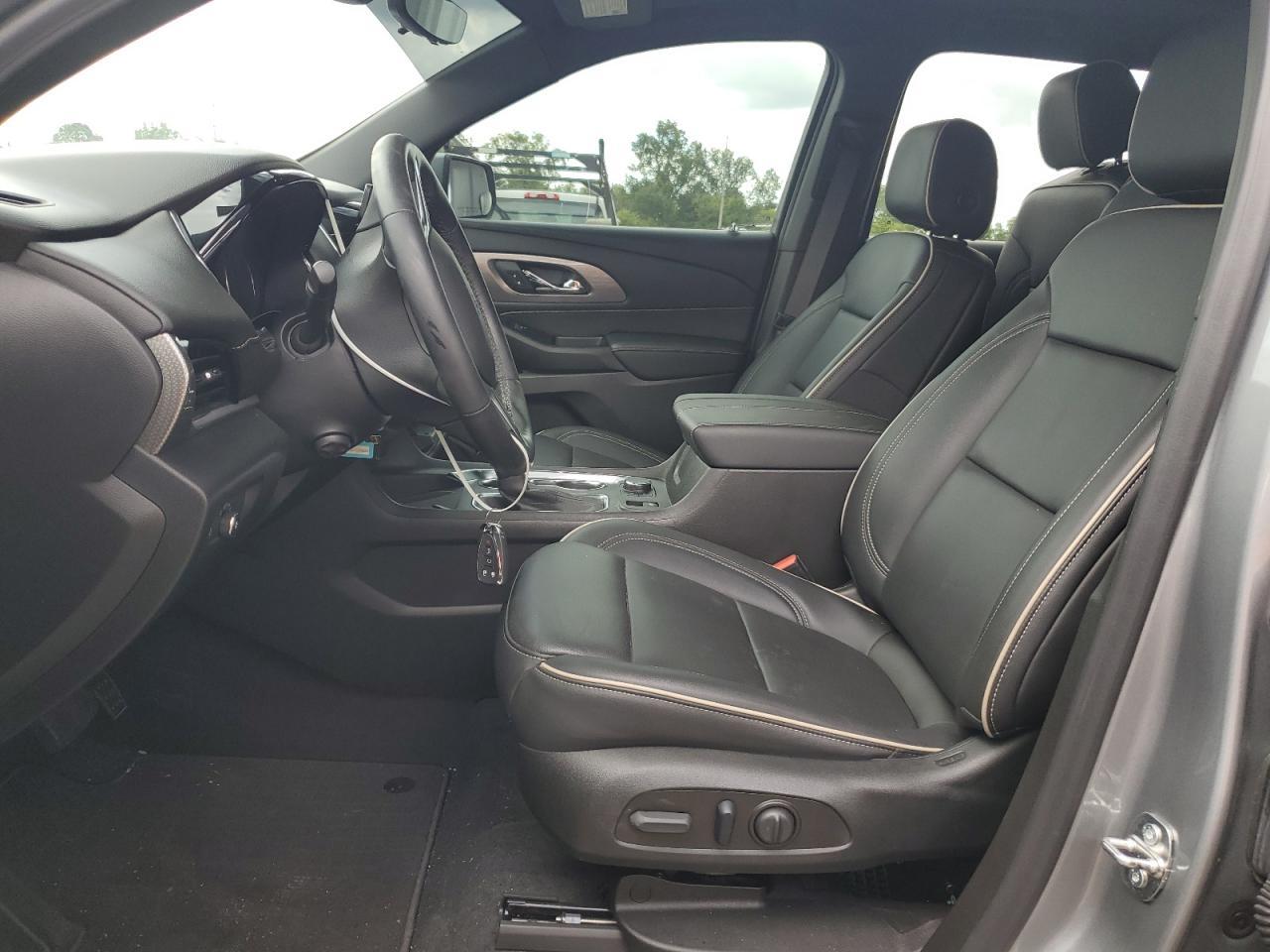 2023 Chevrolet Traverse Premier - Фото 7