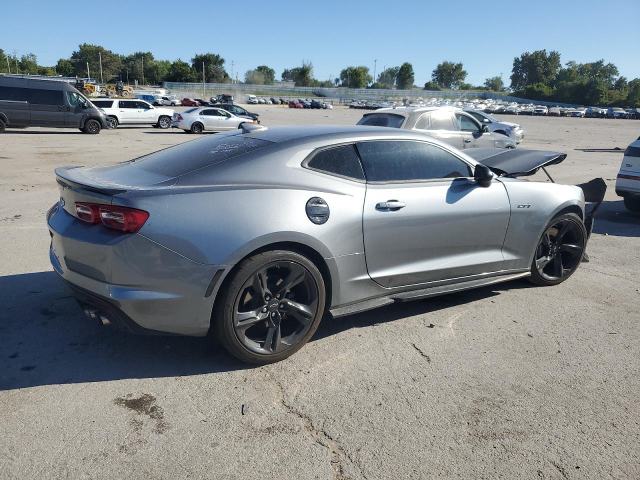 2022 Chevrolet Camaro Lt1 - Фото 3