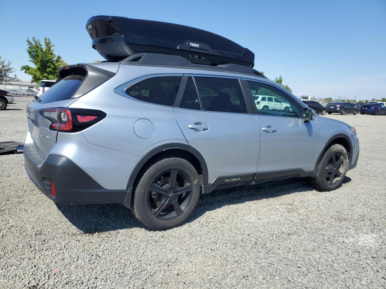 2022 Subaru Outback Premium - Image 3