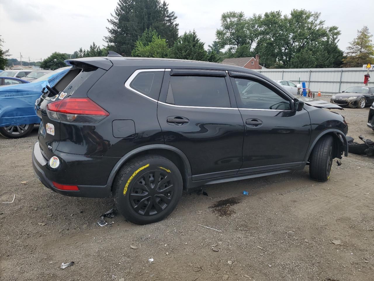 2017 Nissan Rogue S - Фото 3