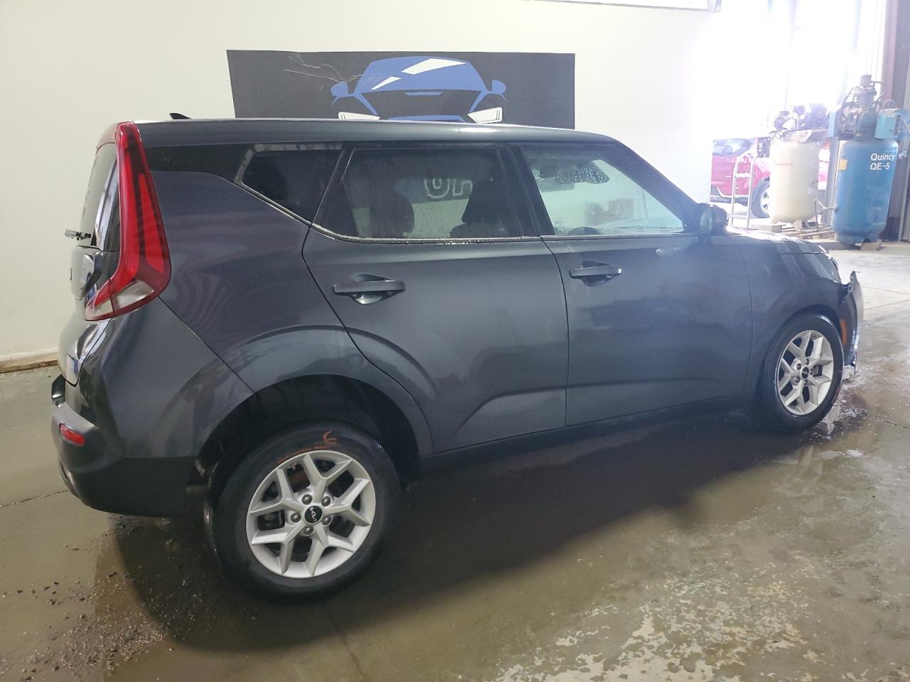 2022 Kia Soul Lx - Фото 3