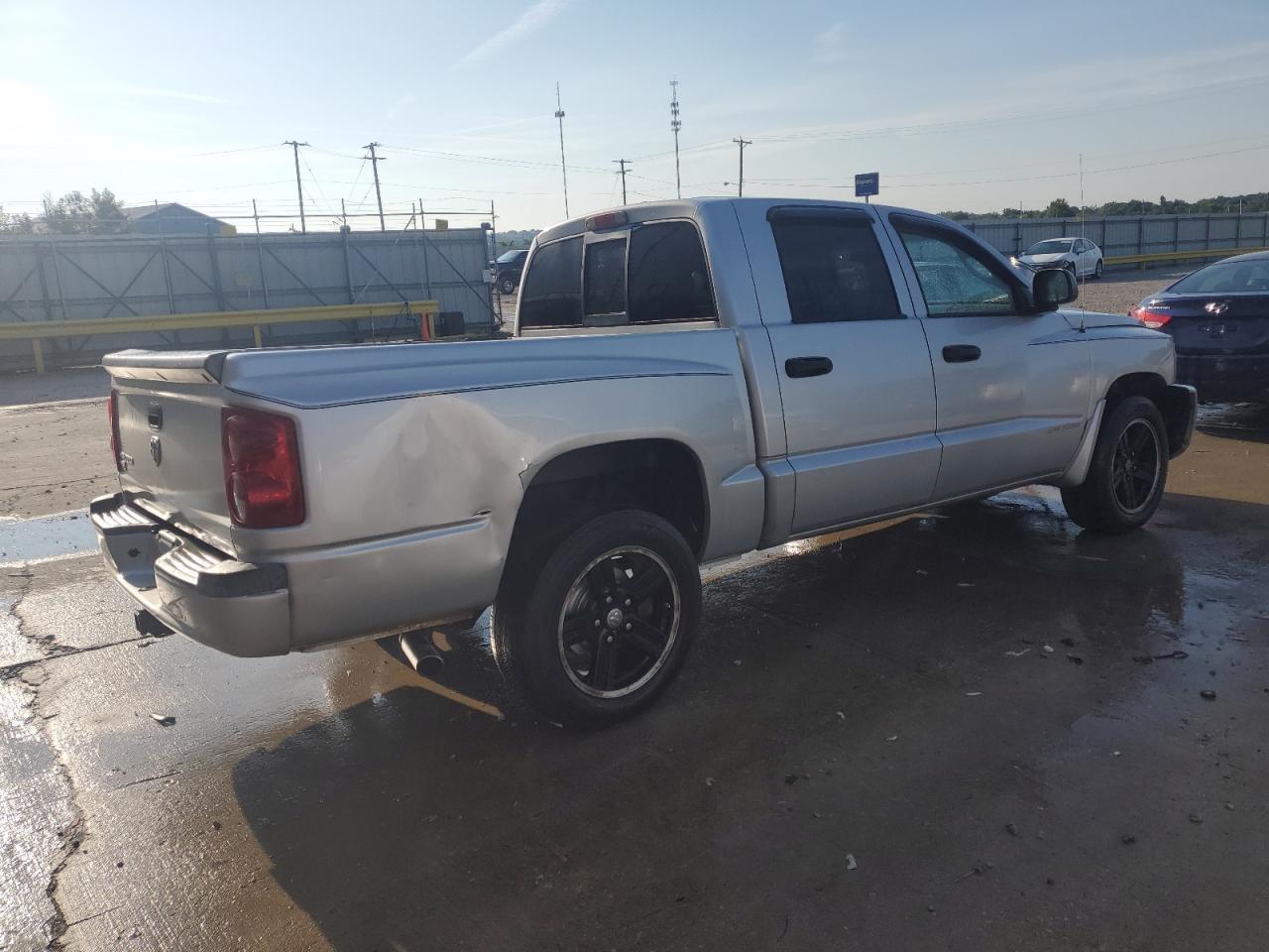 2008 Dodge Dakota Sport - Image 3