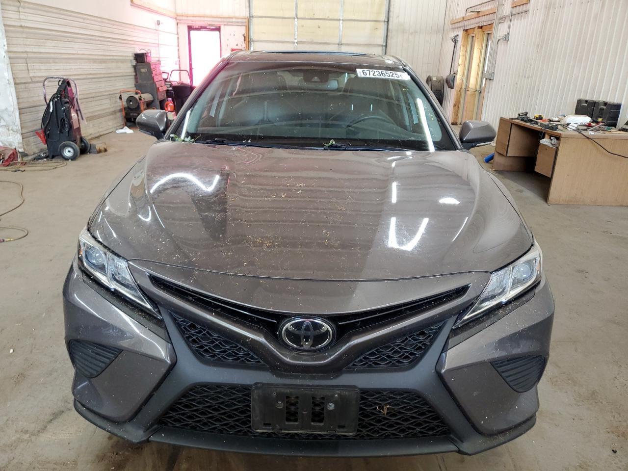 2018 Toyota Camry L - Фото 5