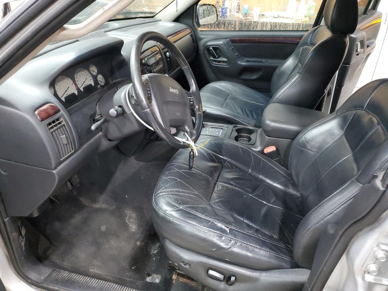 2004 Jeep Grand Cherokee Laredo - Image 7