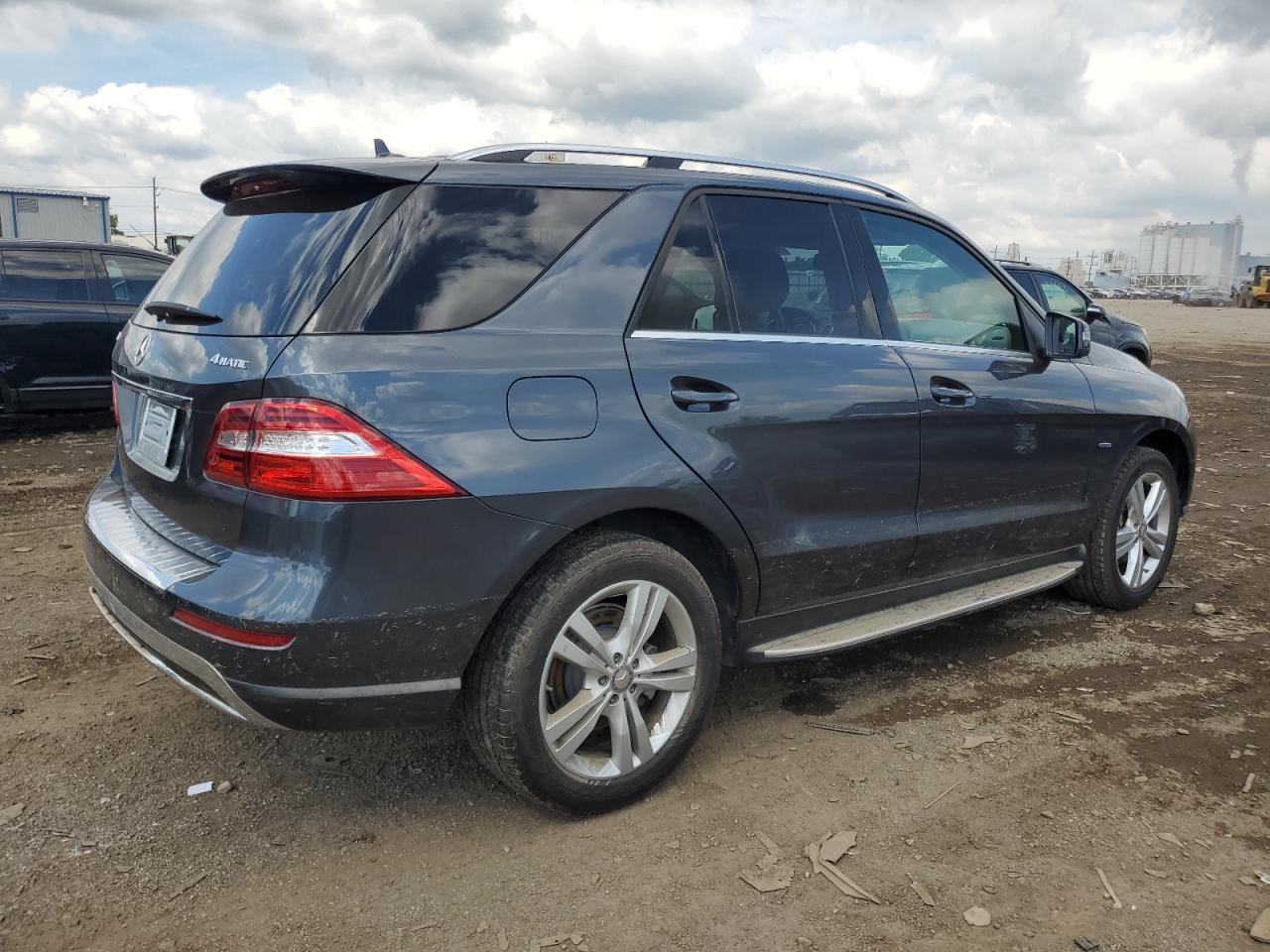 2012 Mercedes-Benz Ml 350 4Matic - Image 3