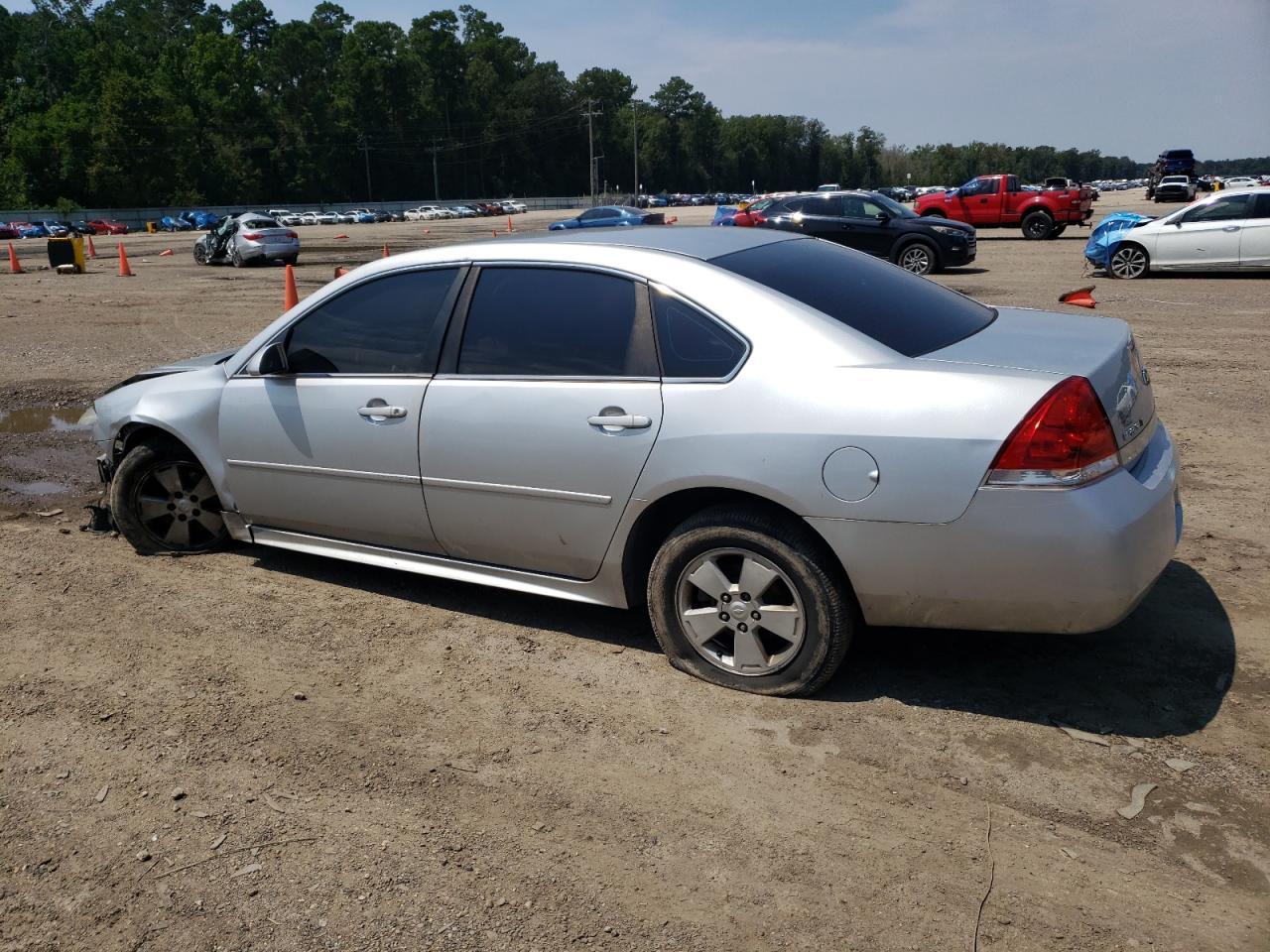 2011 Chevrolet Impala Lt - Фото 2