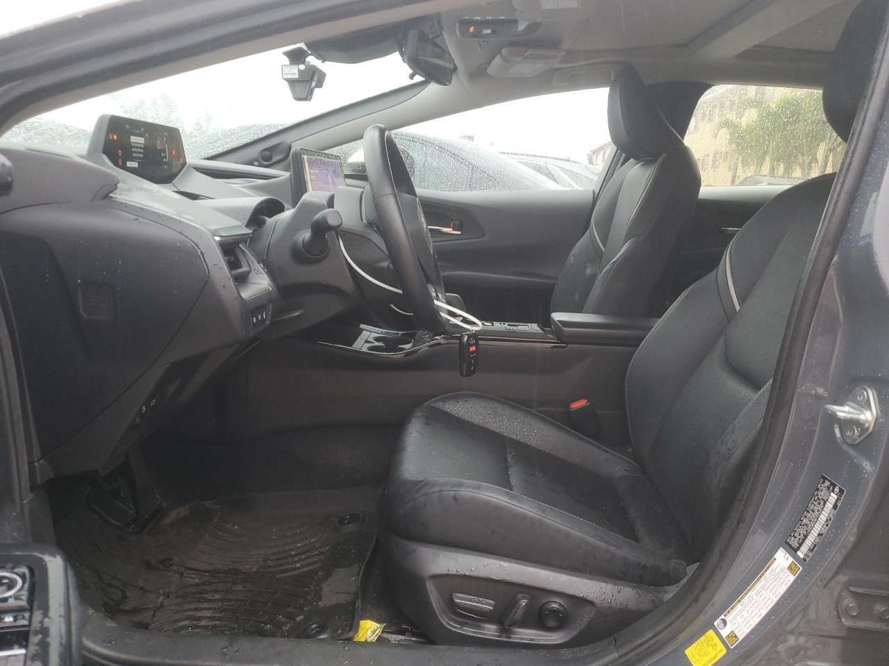 2023 Toyota Prius Le - Фото 7