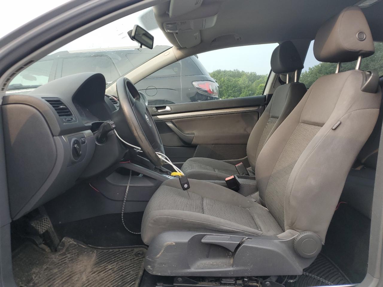 2007 Volkswagen Rabbit - Image 7