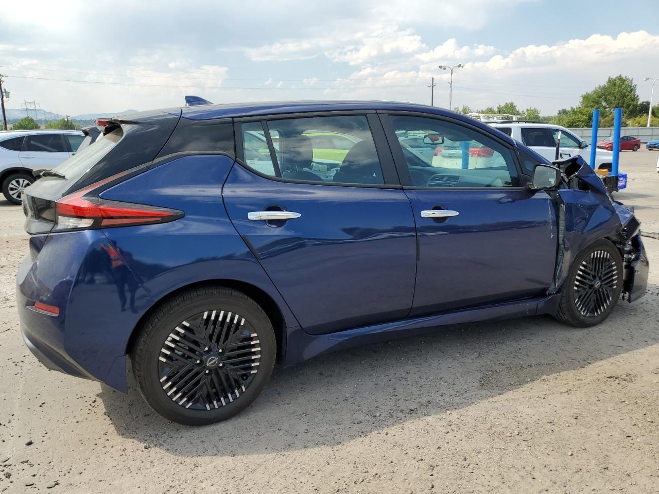 2025 Nissan Leaf Sv Plus - Image 3