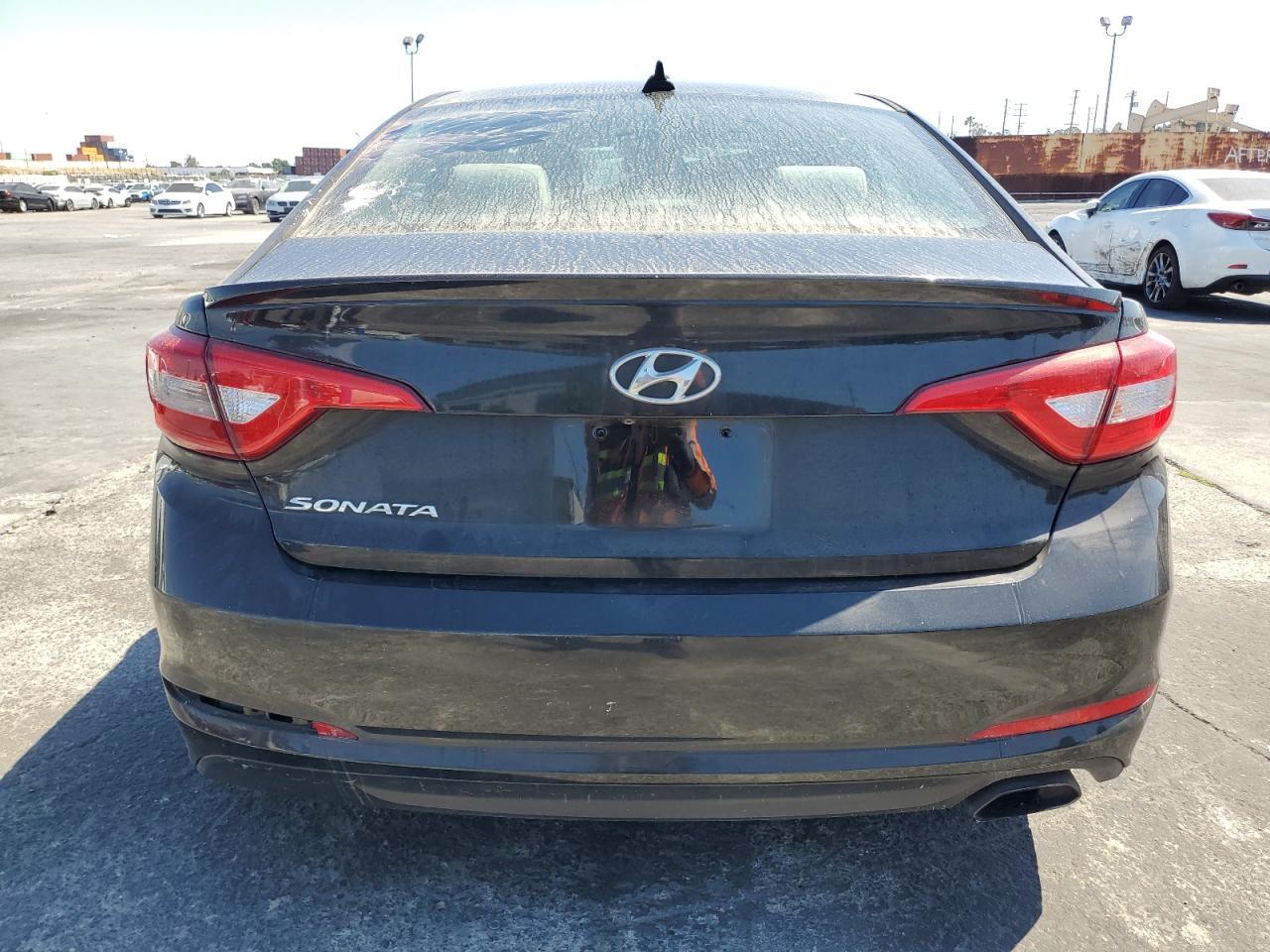 2017 Hyundai Sonata Se - Фото 6