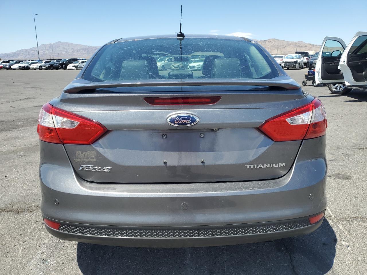 2014 Ford Focus Titanium - Image 6