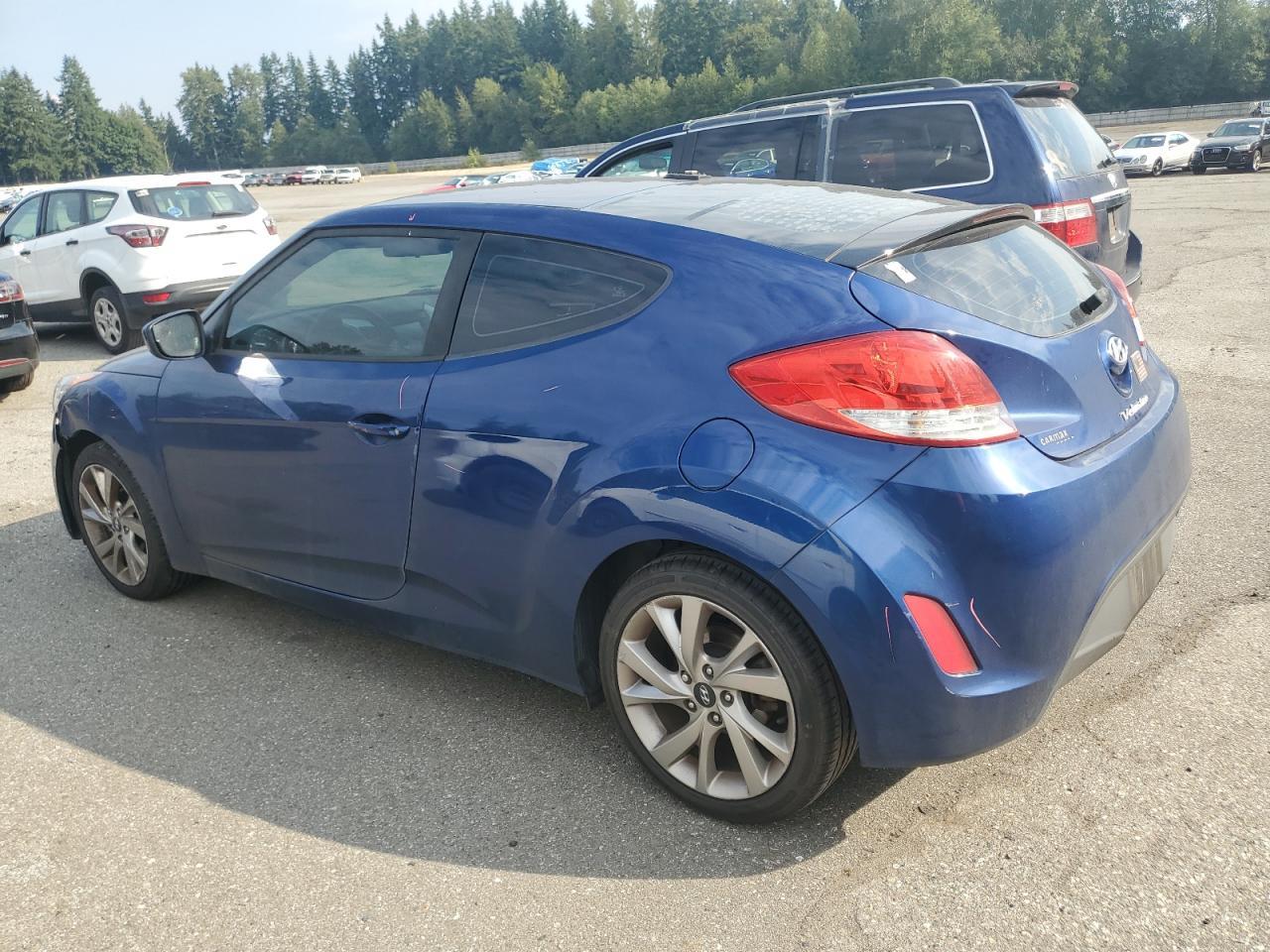 2016 Hyundai Veloster - Фото 2