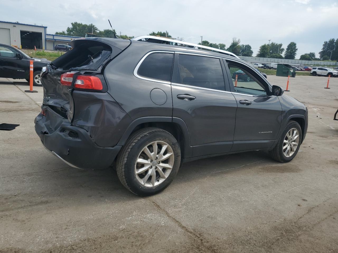 2015 Jeep Cherokee Limited - Фото 3