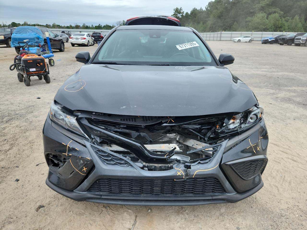 2021 Toyota Camry Se - Фото 5
