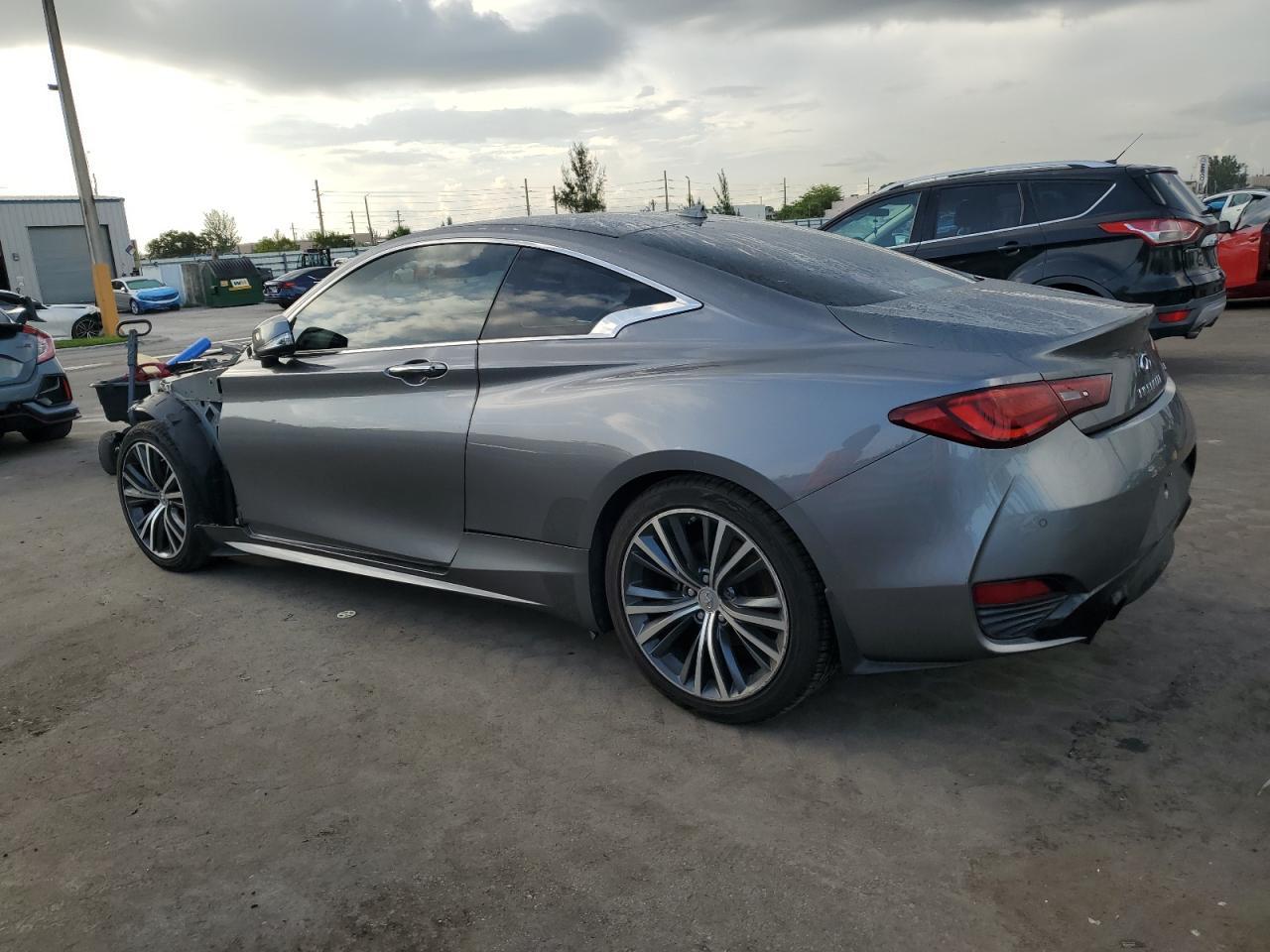 2017 Infiniti Q60 Base - Фото 2