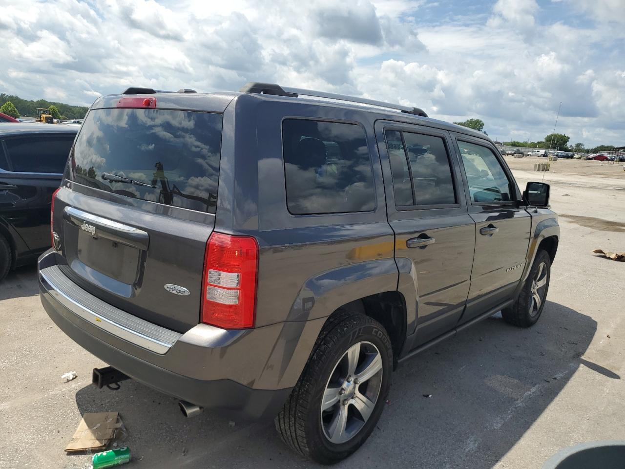 2016 Jeep Patriot Latitude - Image 3
