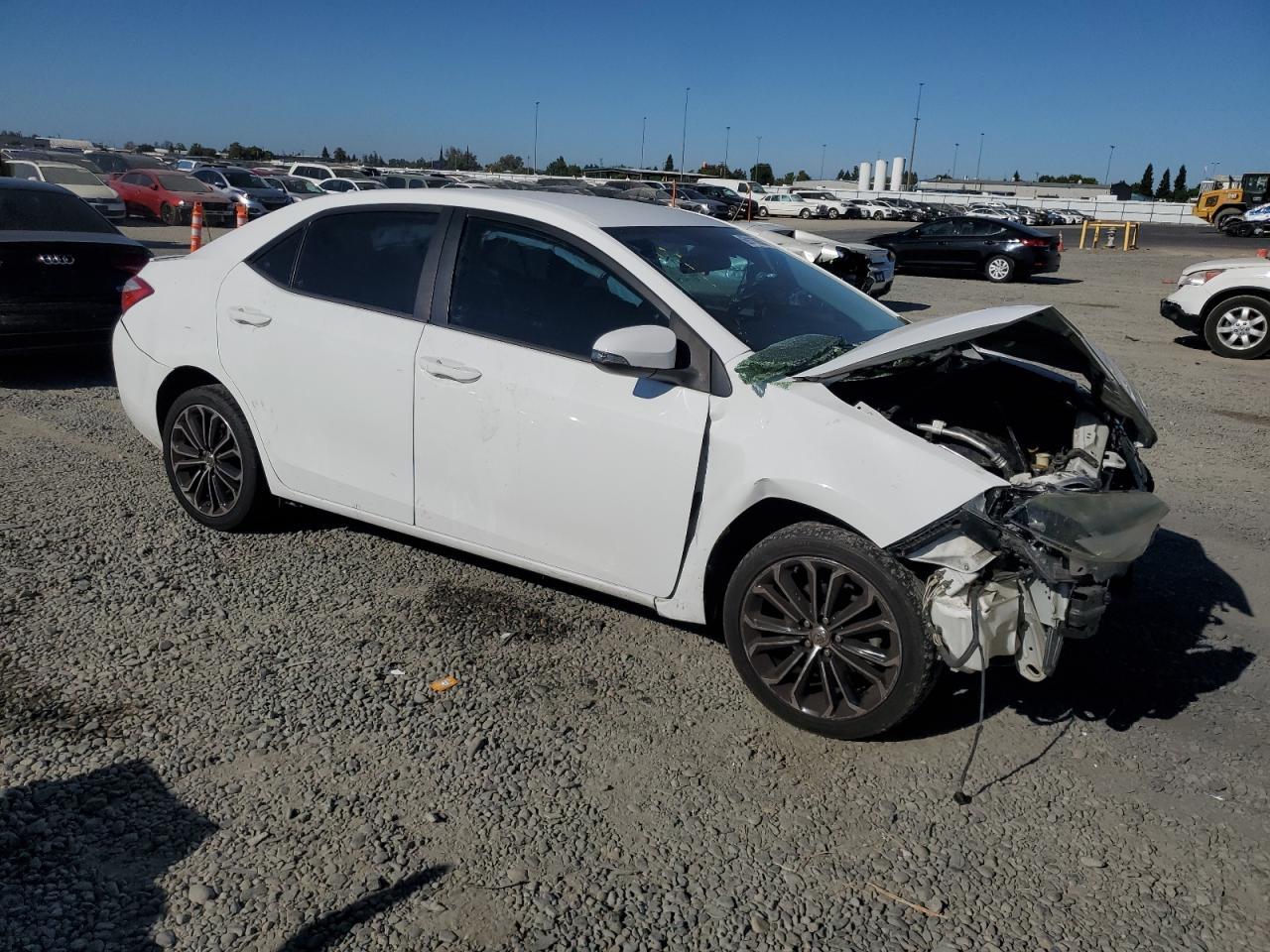 2015 Toyota Corolla L - Фото 4