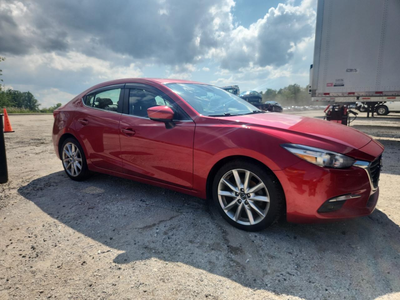 2017 Mazda 3 Grand Touring - Фото 4