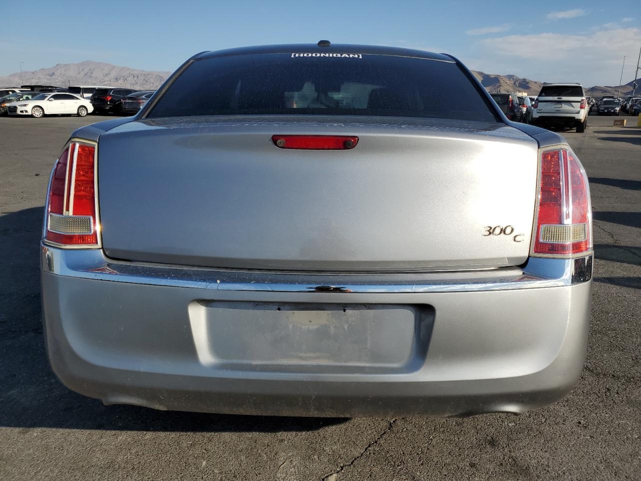 2013 Chrysler 300C - Фото 6