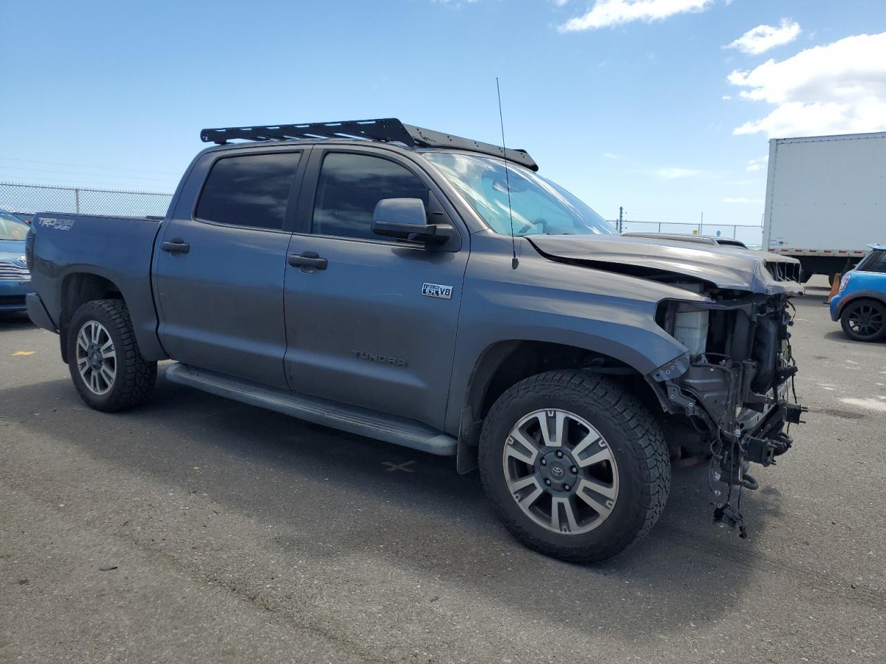 2018 Toyota Tundra Crewmax Sr5 - Image 4