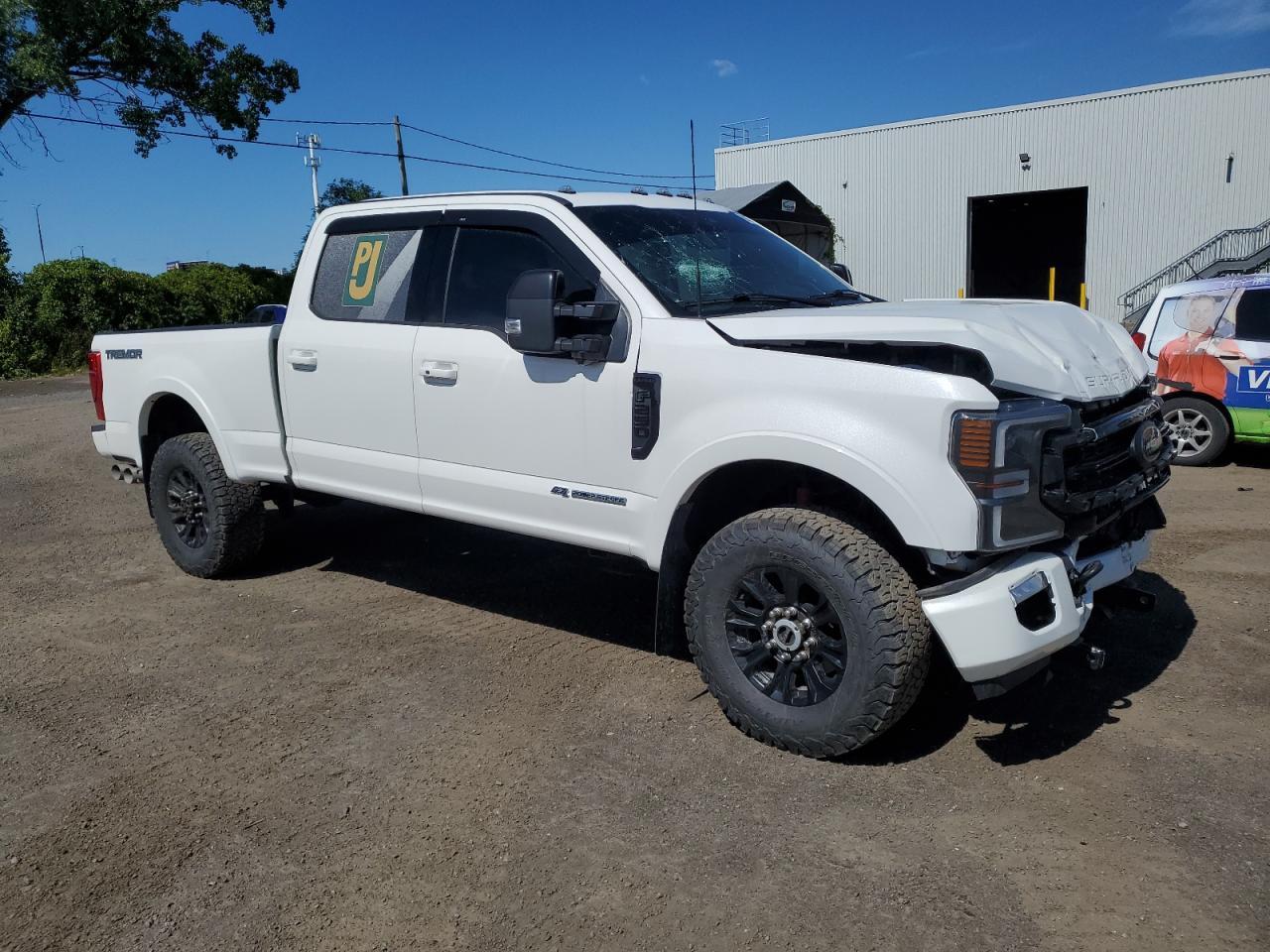 2022 Ford F250 Super Duty - Фото 4