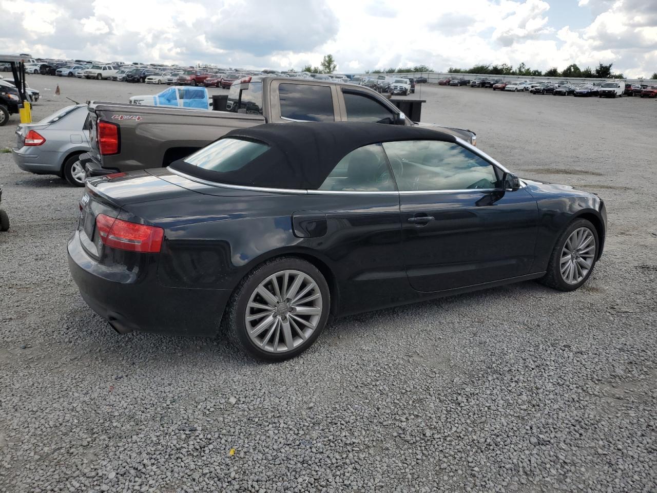 2011 Audi A5 Premium Plus - Фото 3