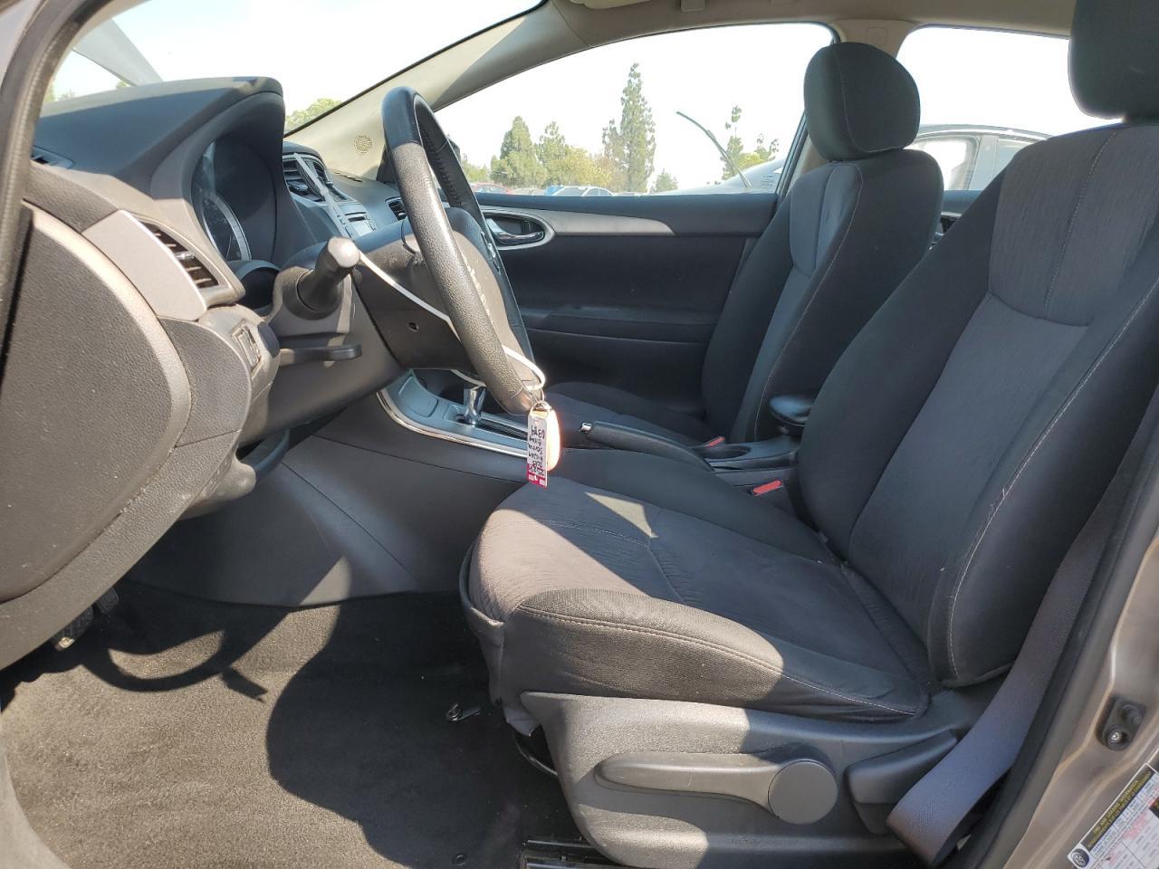 2015 Nissan Sentra S - Фото 7