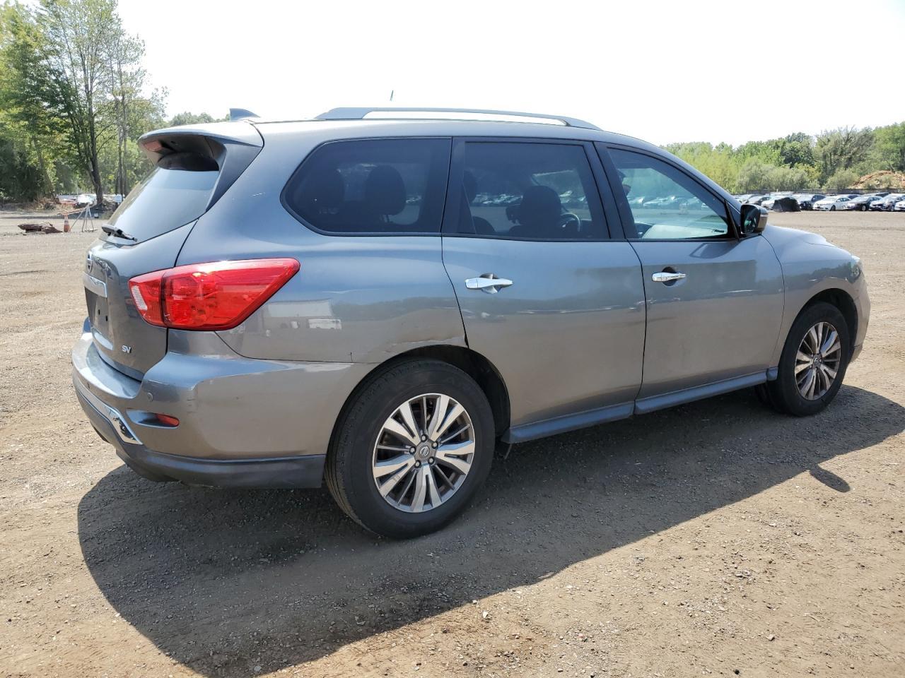 2019 Nissan Pathfinder S S - Image 3