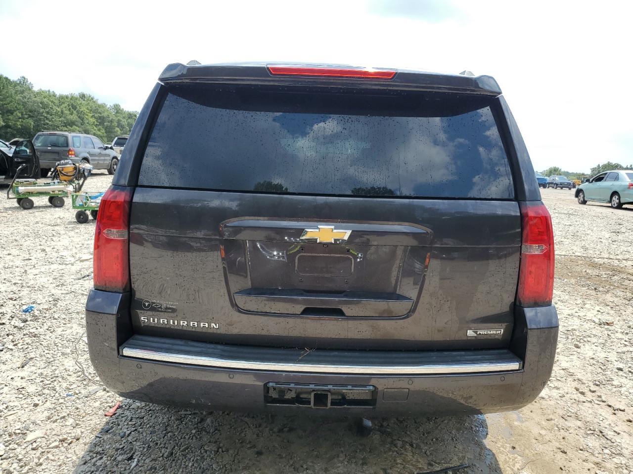 2018 Chevrolet Suburban C1500 Premier - Фото 6