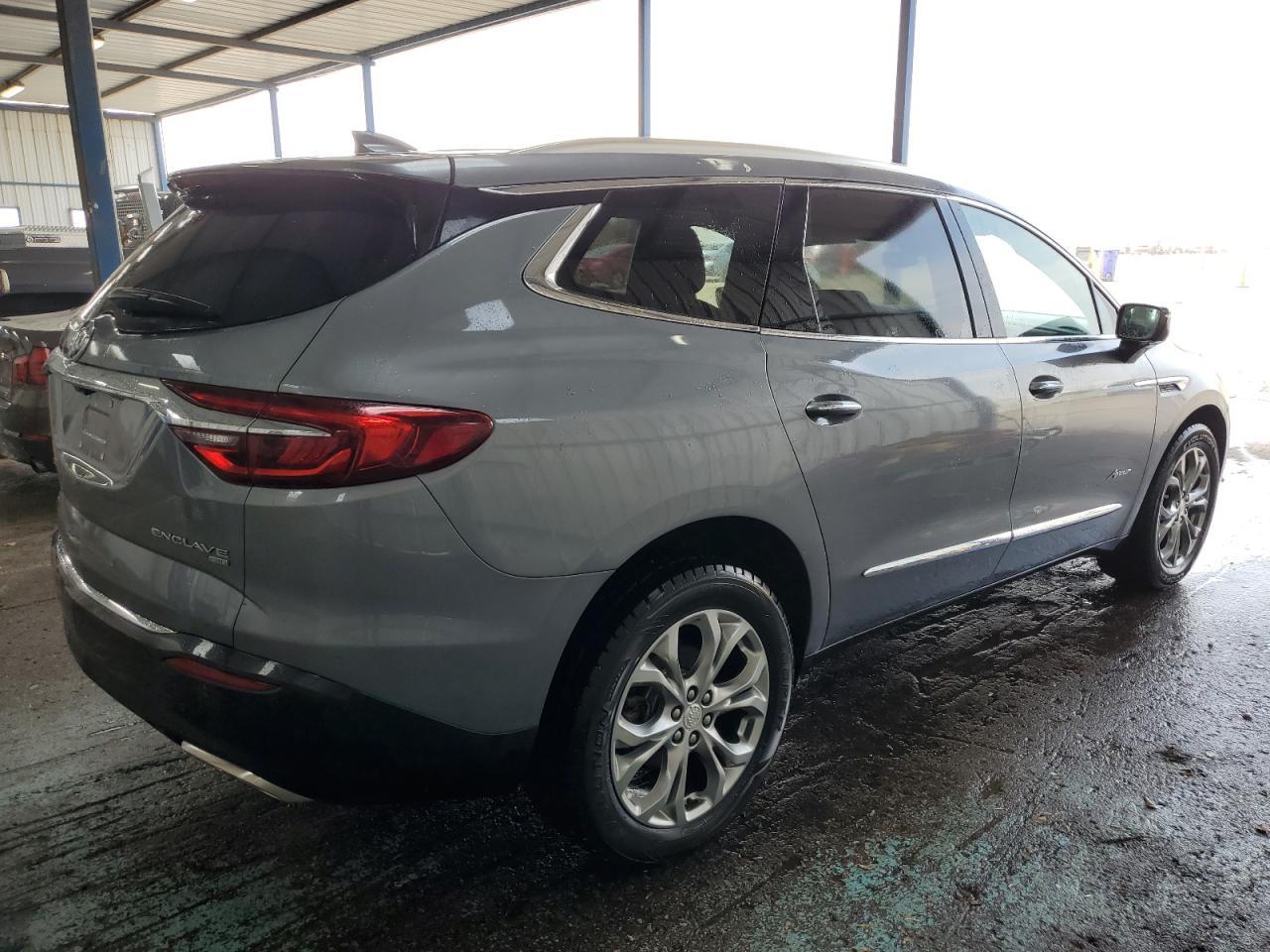 2018 Buick Enclave Avenir - Image 3