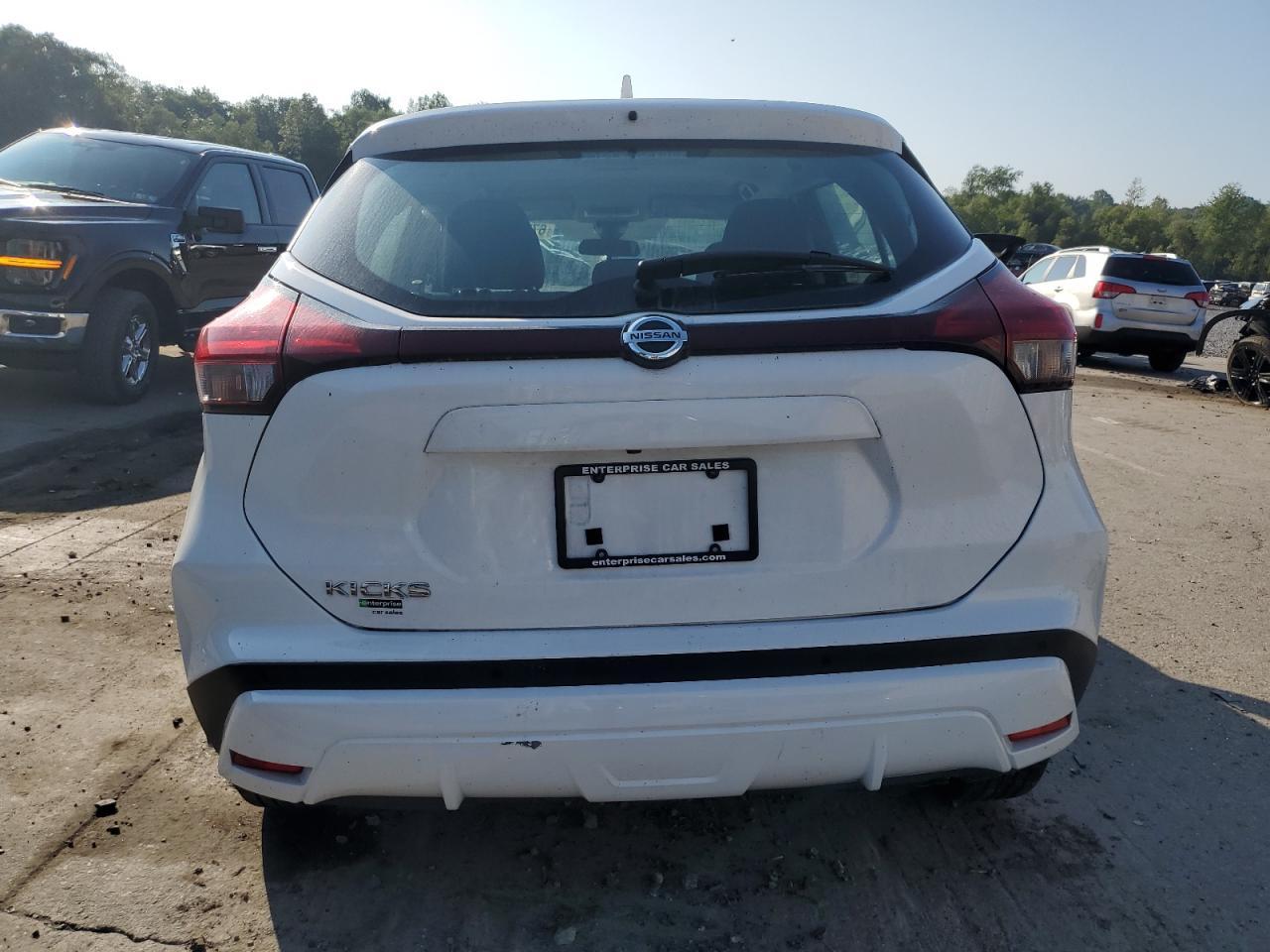 2021 Nissan Kicks S - Image 6