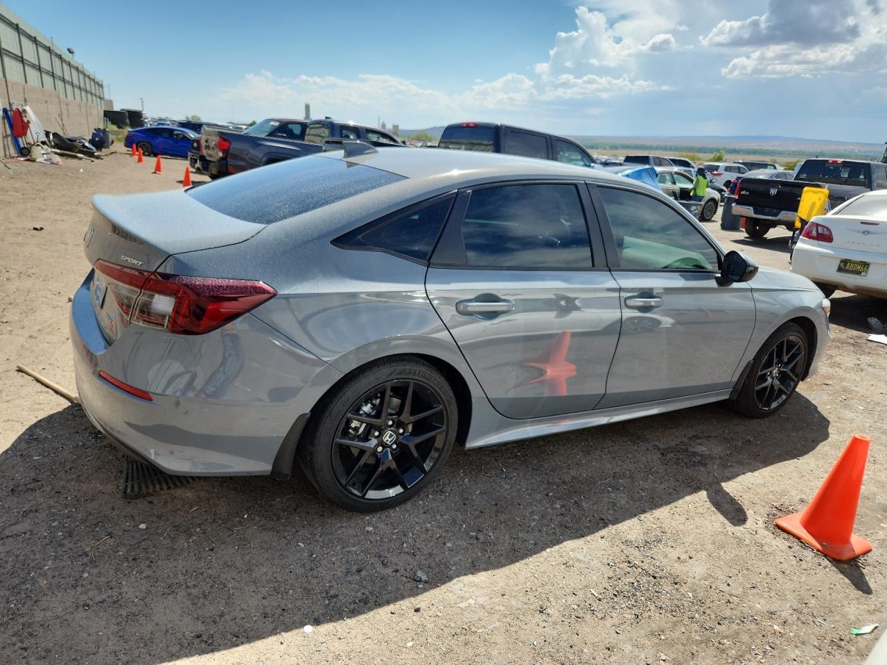 2025 Honda Civic Sport - Фото 3