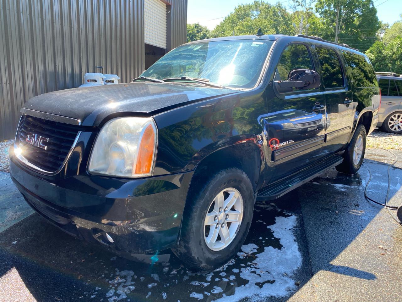 2013 GMC Yukon Xl K1500 Slt - Фото 2